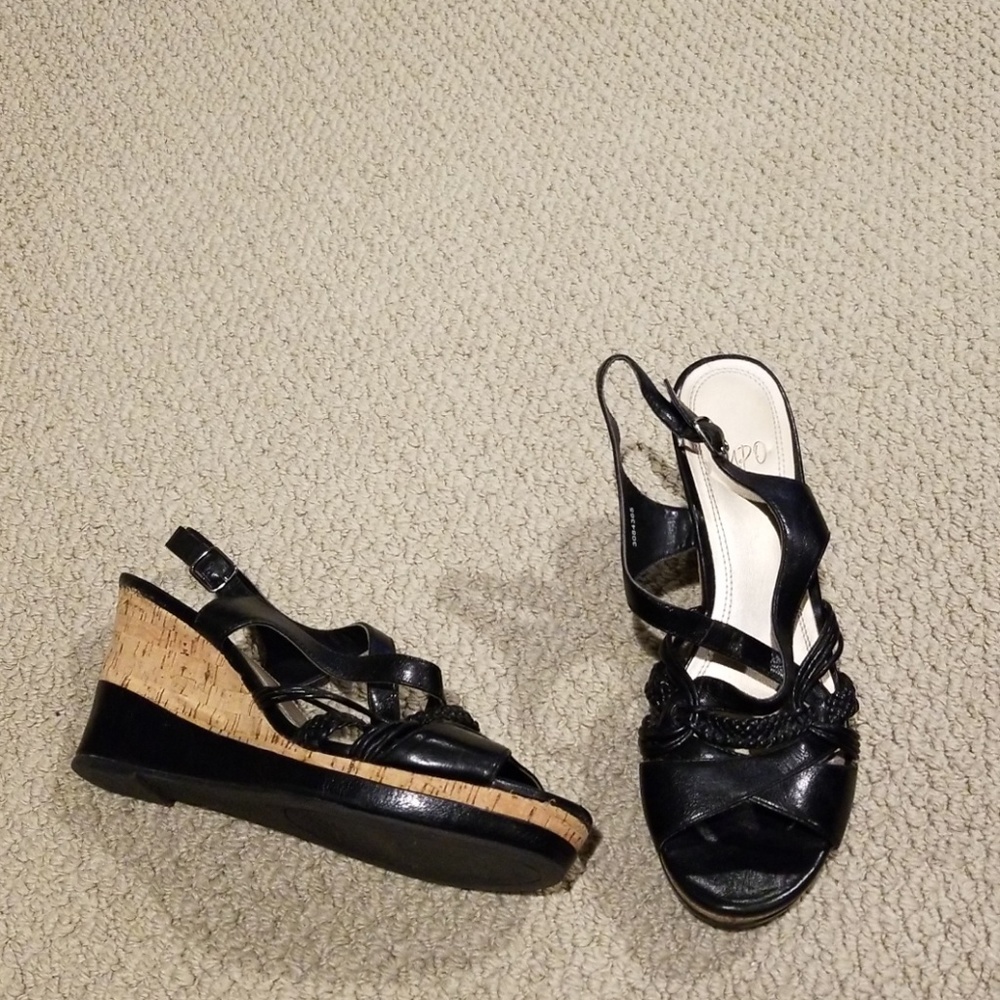 Black Wedged Shoes